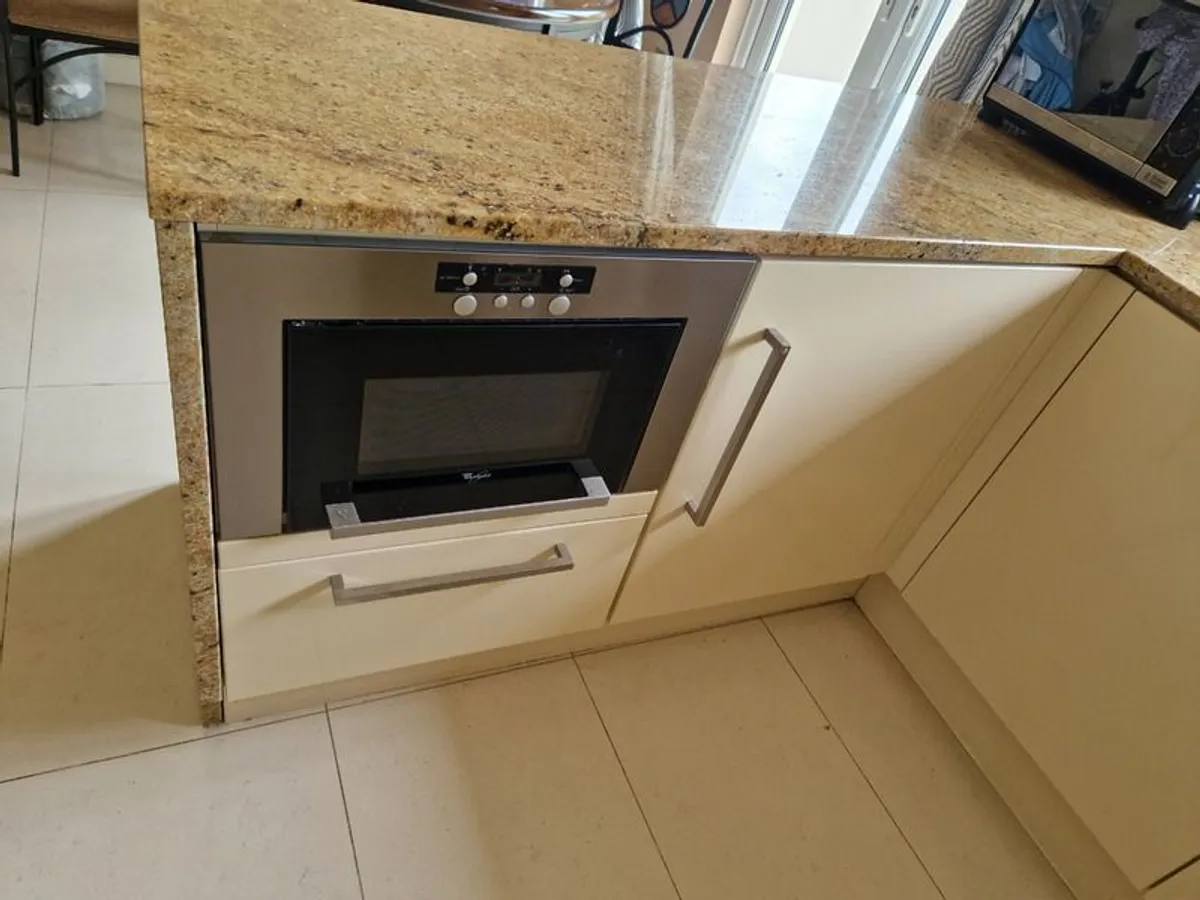 Kitchen - Image 3