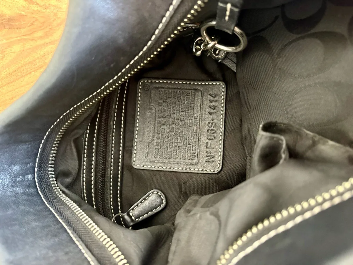 Coach Legacy Slim Hobo (Model #1415) - Image 4