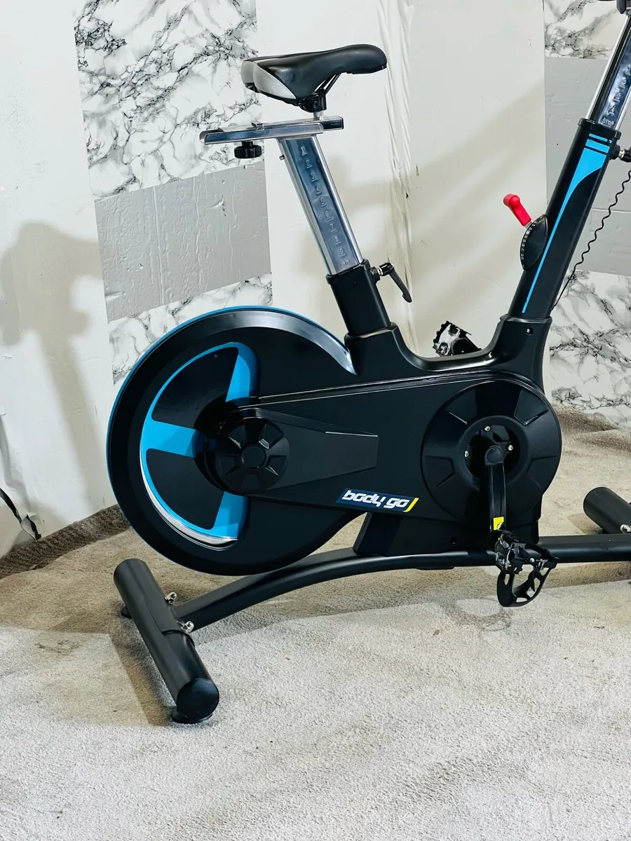 BODY MAX LARGE 20KG WHEEL EXERCISES BIKE - Image 4