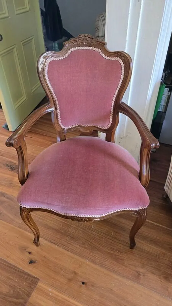 Dining chairs - Image 1