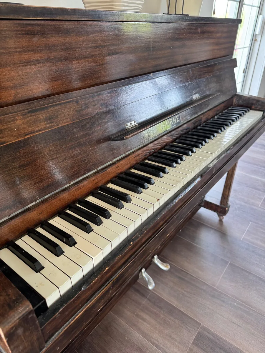 Piano - Image 2