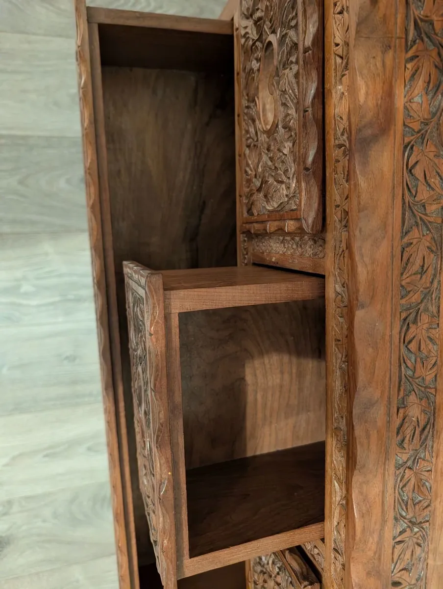 Antique chest of drawers - Image 2