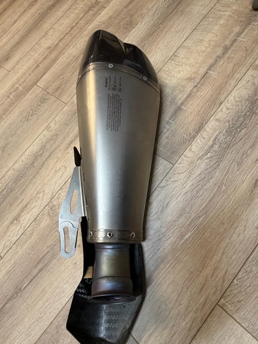 Akrapovic exhaust - Image 3
