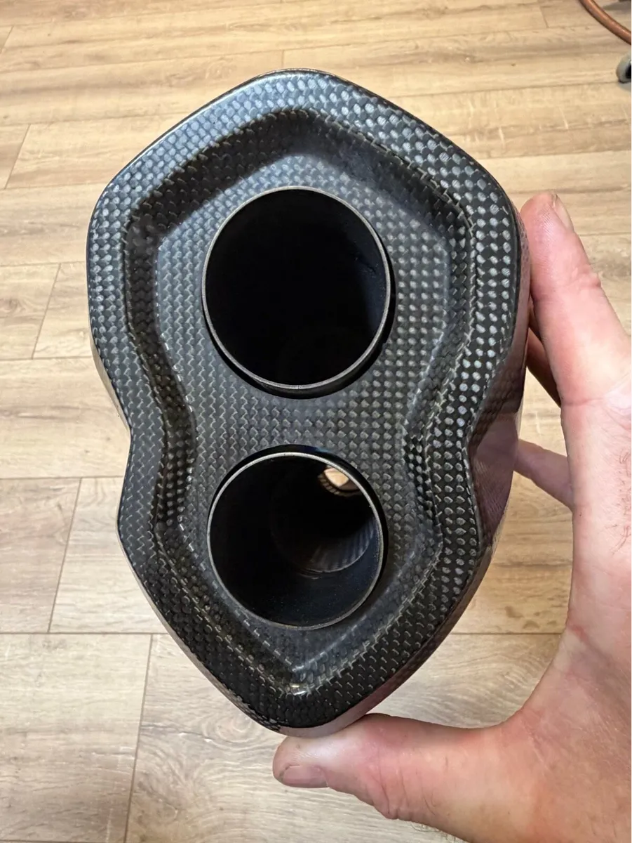 Akrapovic exhaust - Image 4