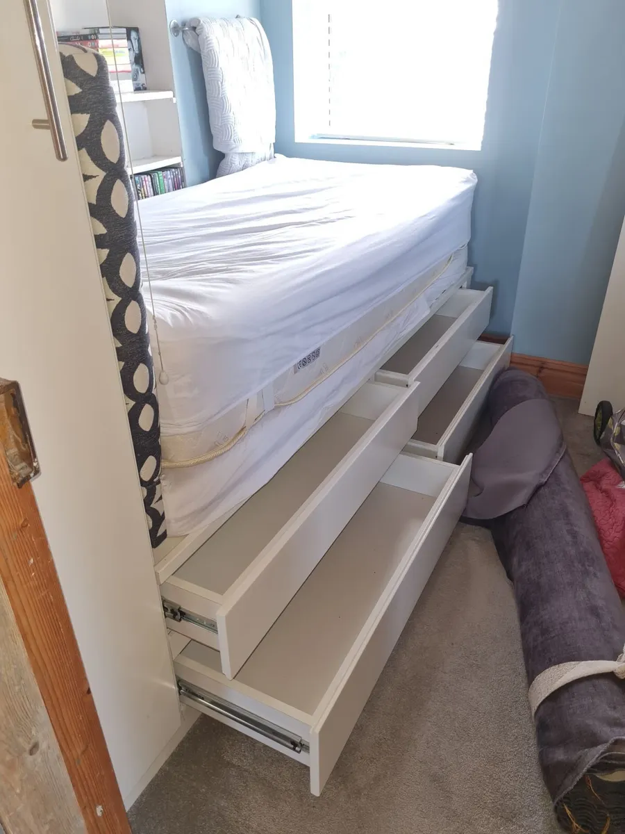 BEDS - Image 3