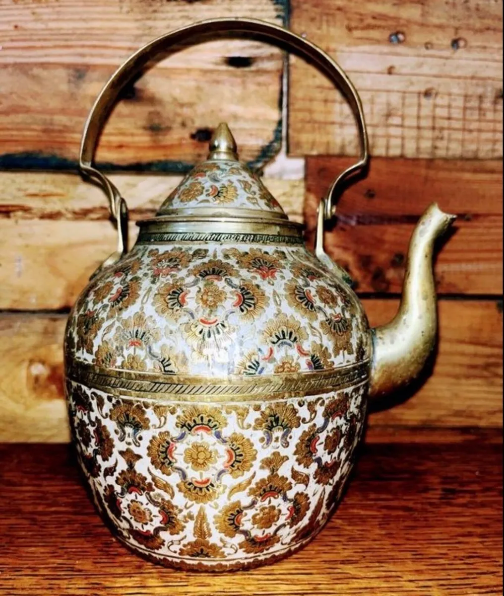 Vintage Indian teapot - Image 2