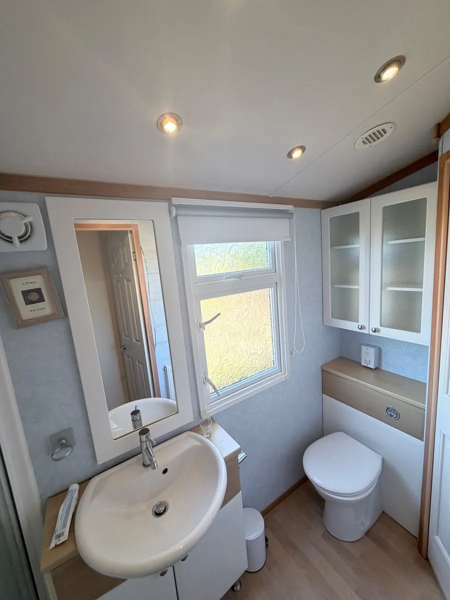 Mobile Home - Image 2