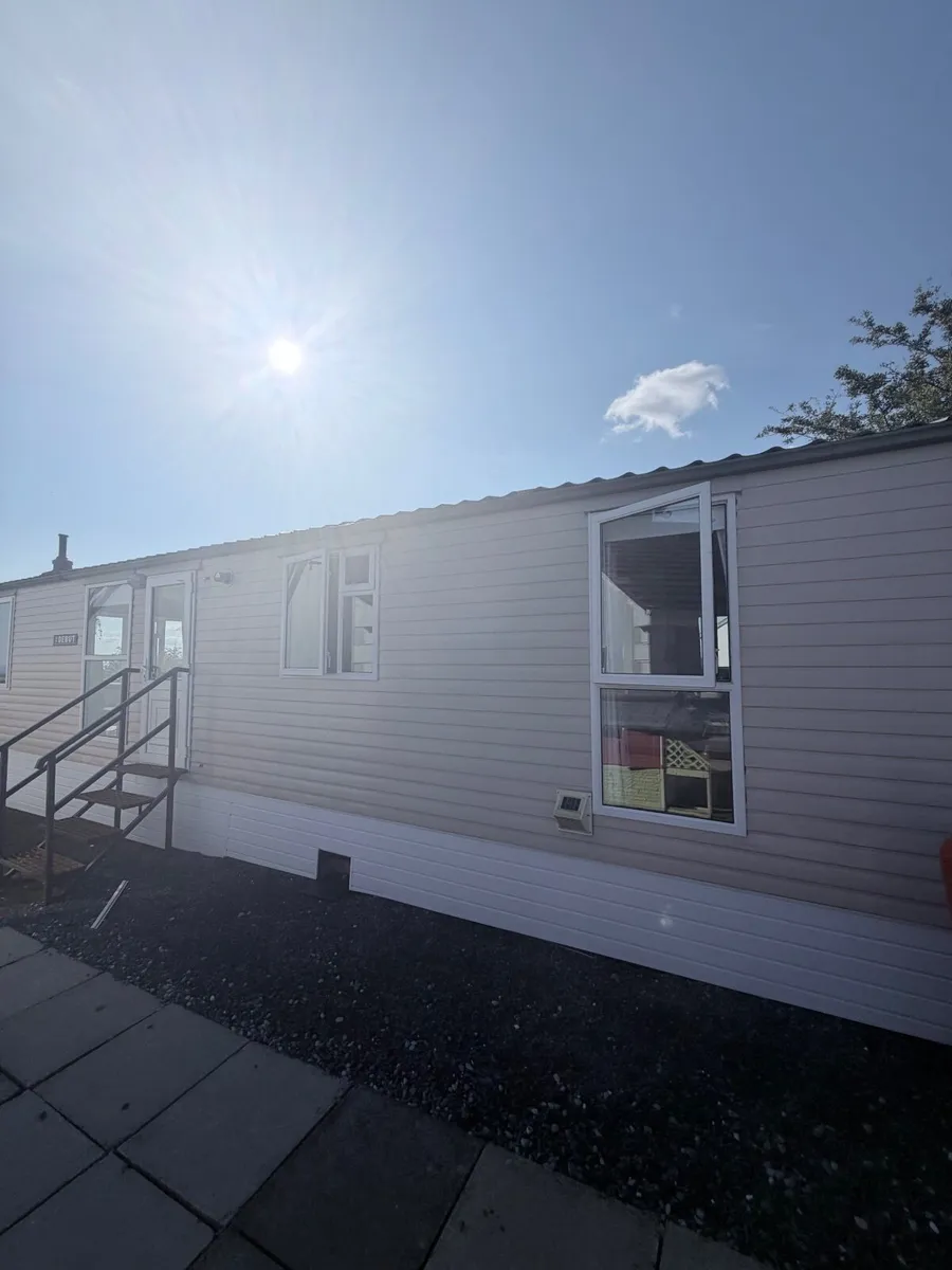 Mobile Home - Image 1