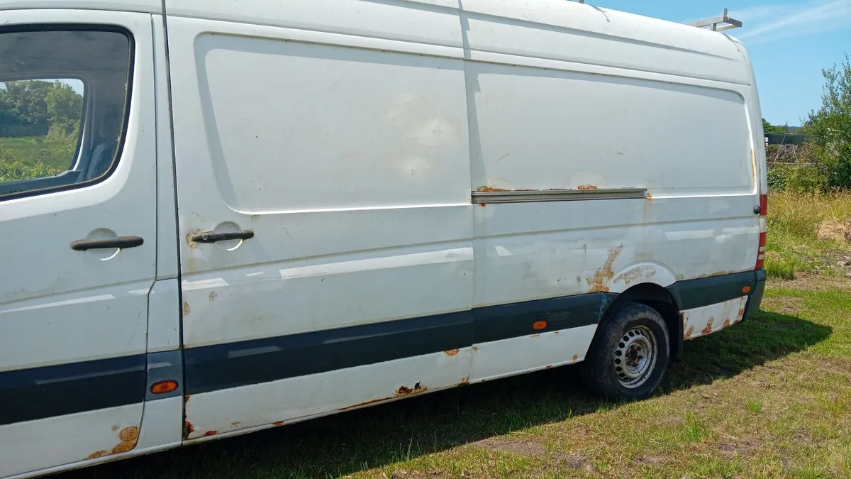 Mercedes-Benz Sprinter 2007 - Image 3