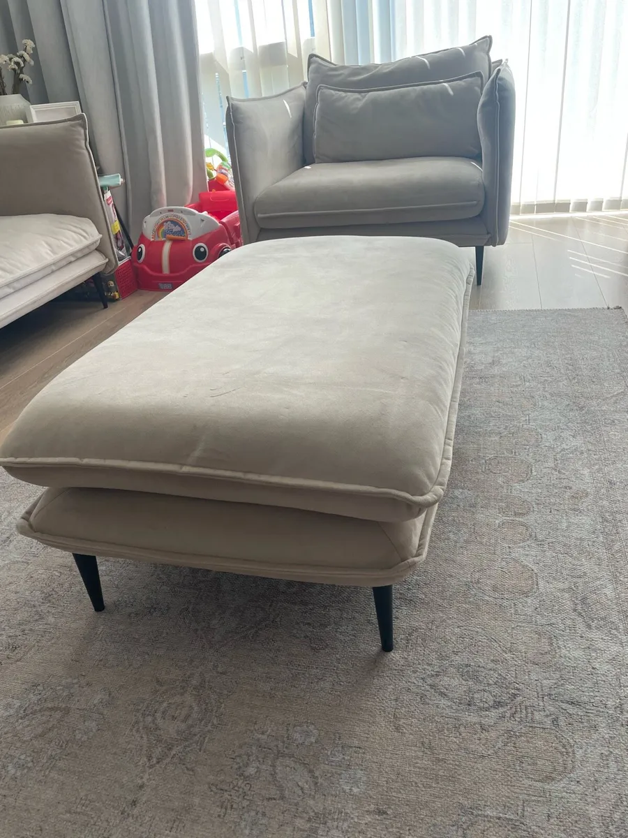 Sofa - Image 3