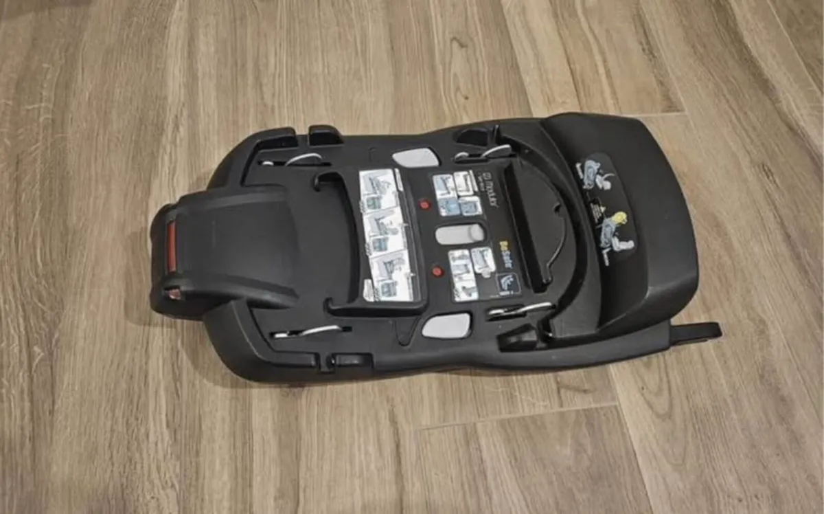 BeSafe Car Seat with Isofix base included - Image 2