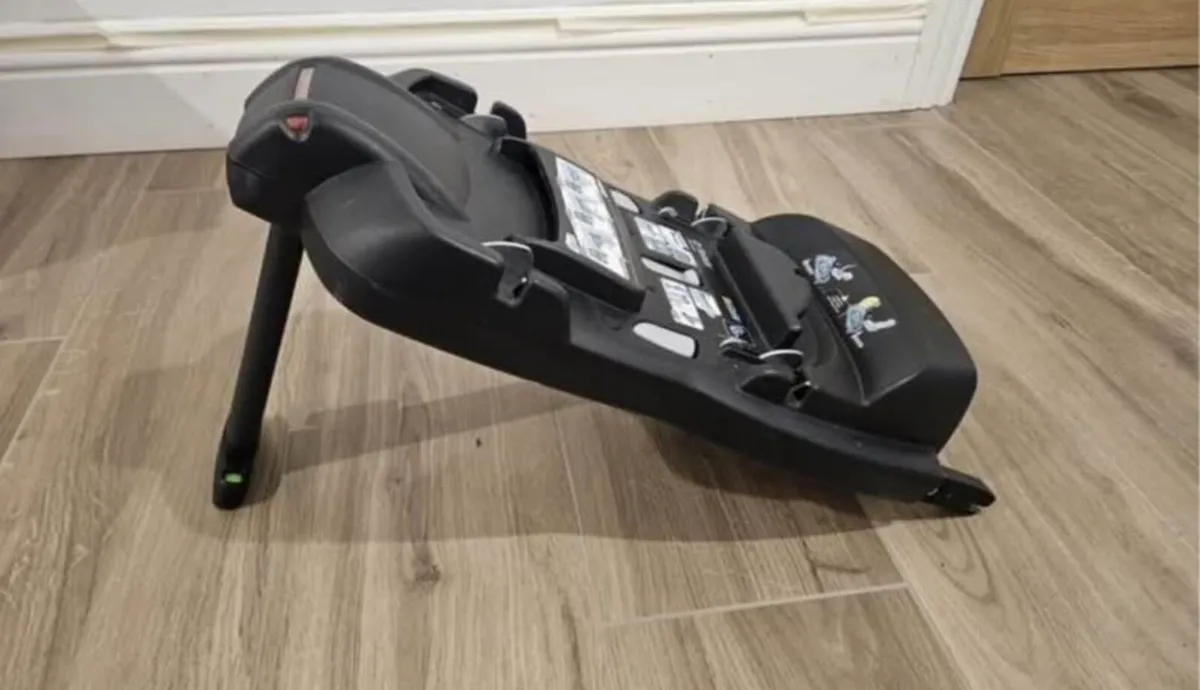 BeSafe Car Seat with Isofix base included - Image 3