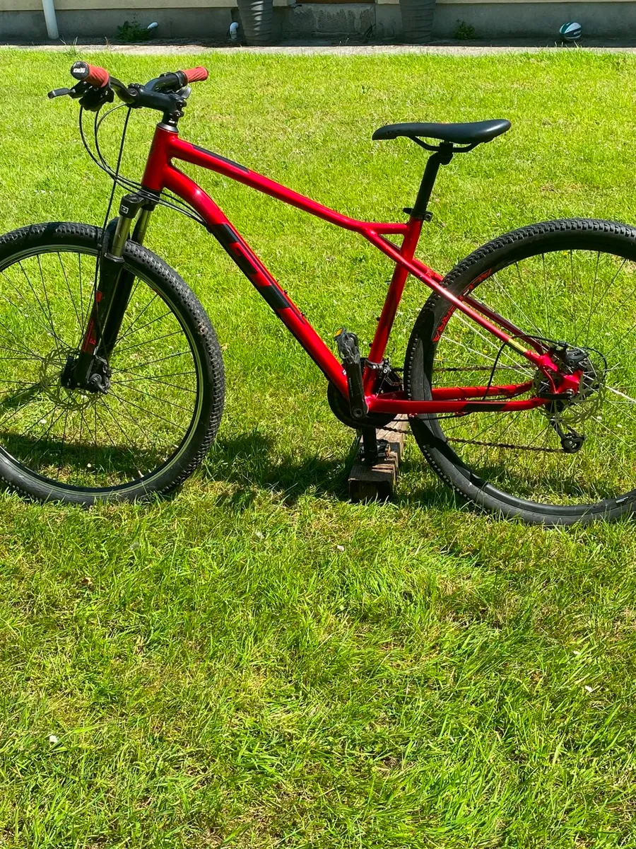 GT Aggressor Mountain Bike - Image 3