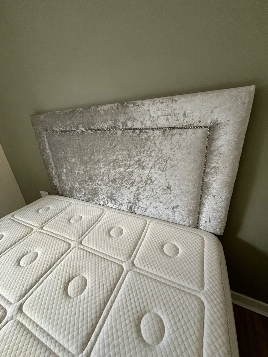 Double bed and mattress - Image 2