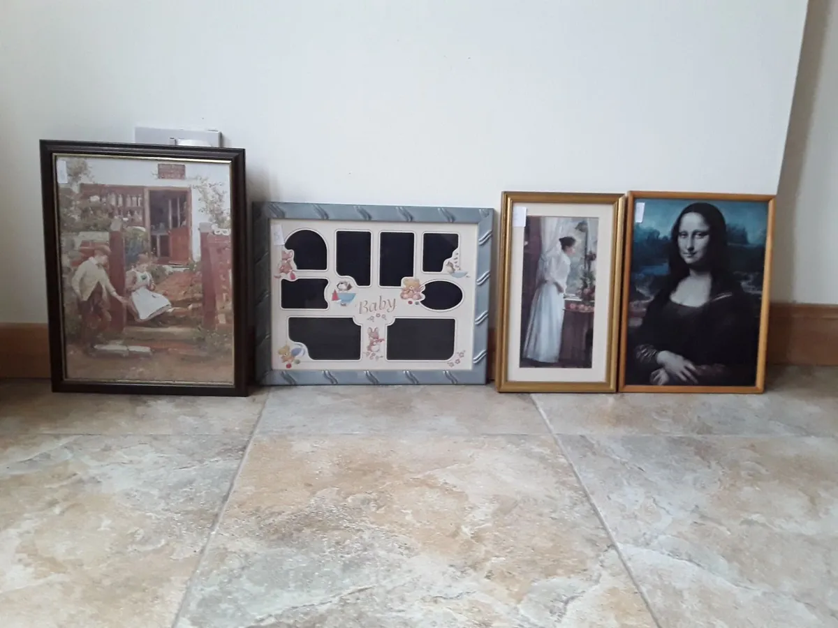 Nice selection of pictures 35 and 45 euro each - Image 4