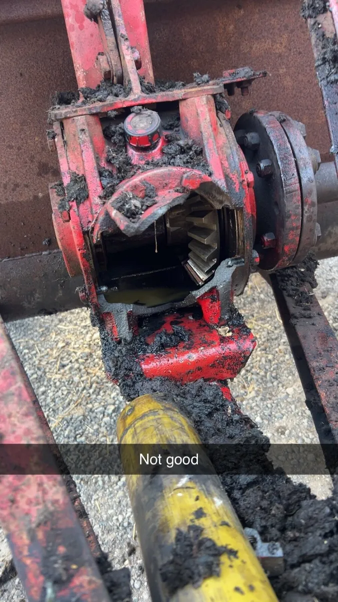 Difco turf hopper gear box WANTED - Image 3