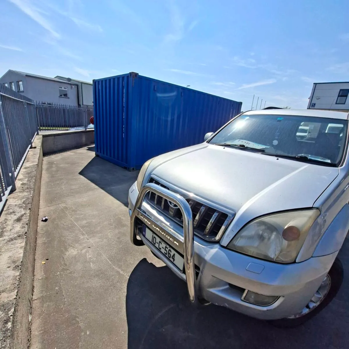 Toyota land cruiser - Image 3