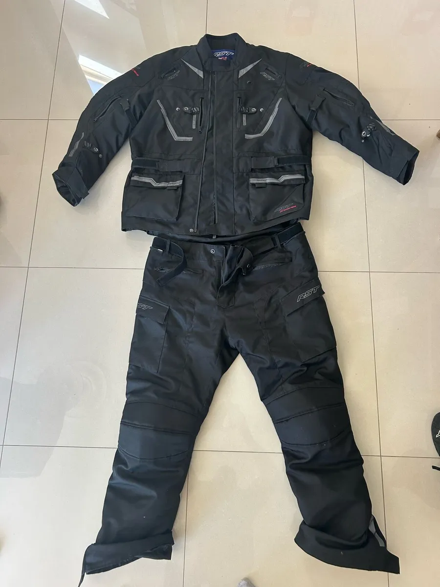 Rst pro jacket and bottoms - Image 1