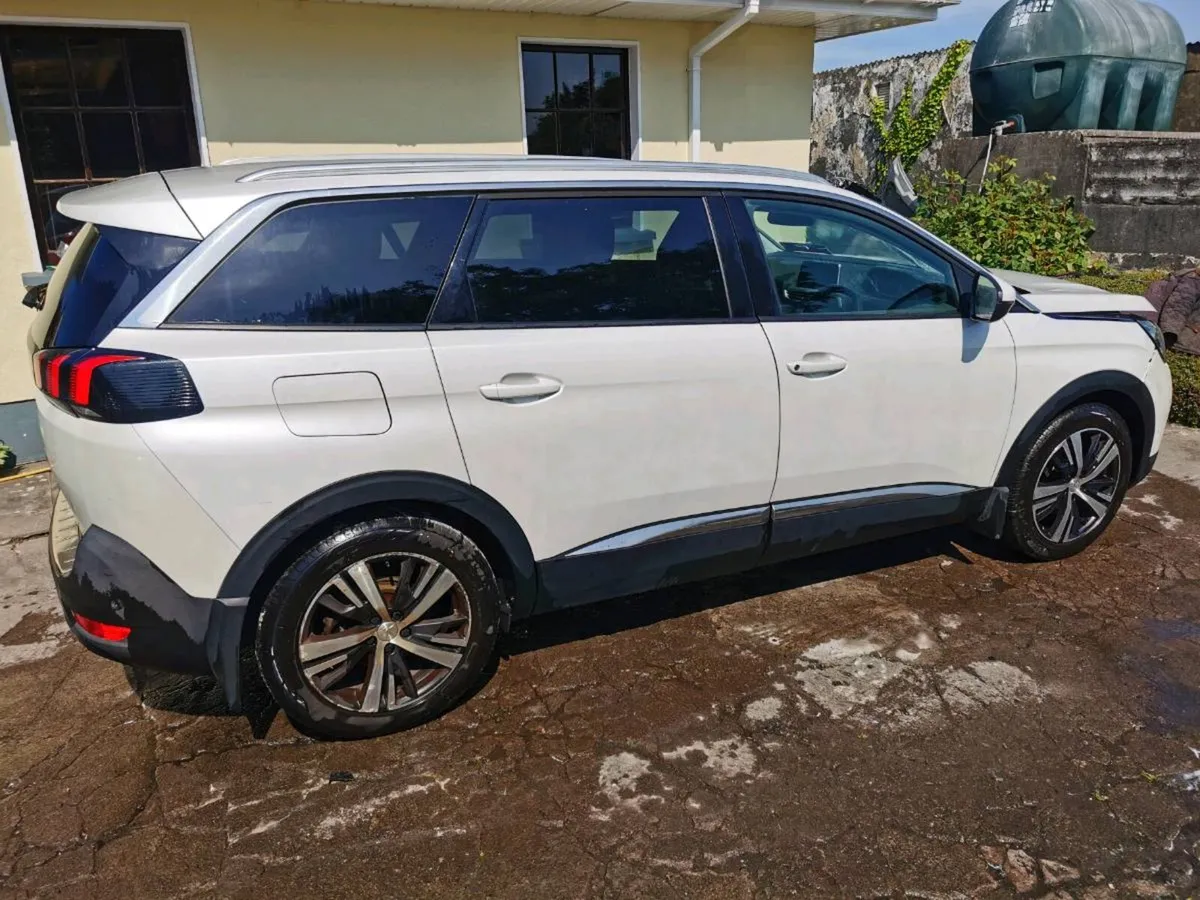 181 Peugeot 5008 1.6hdi - Image 2