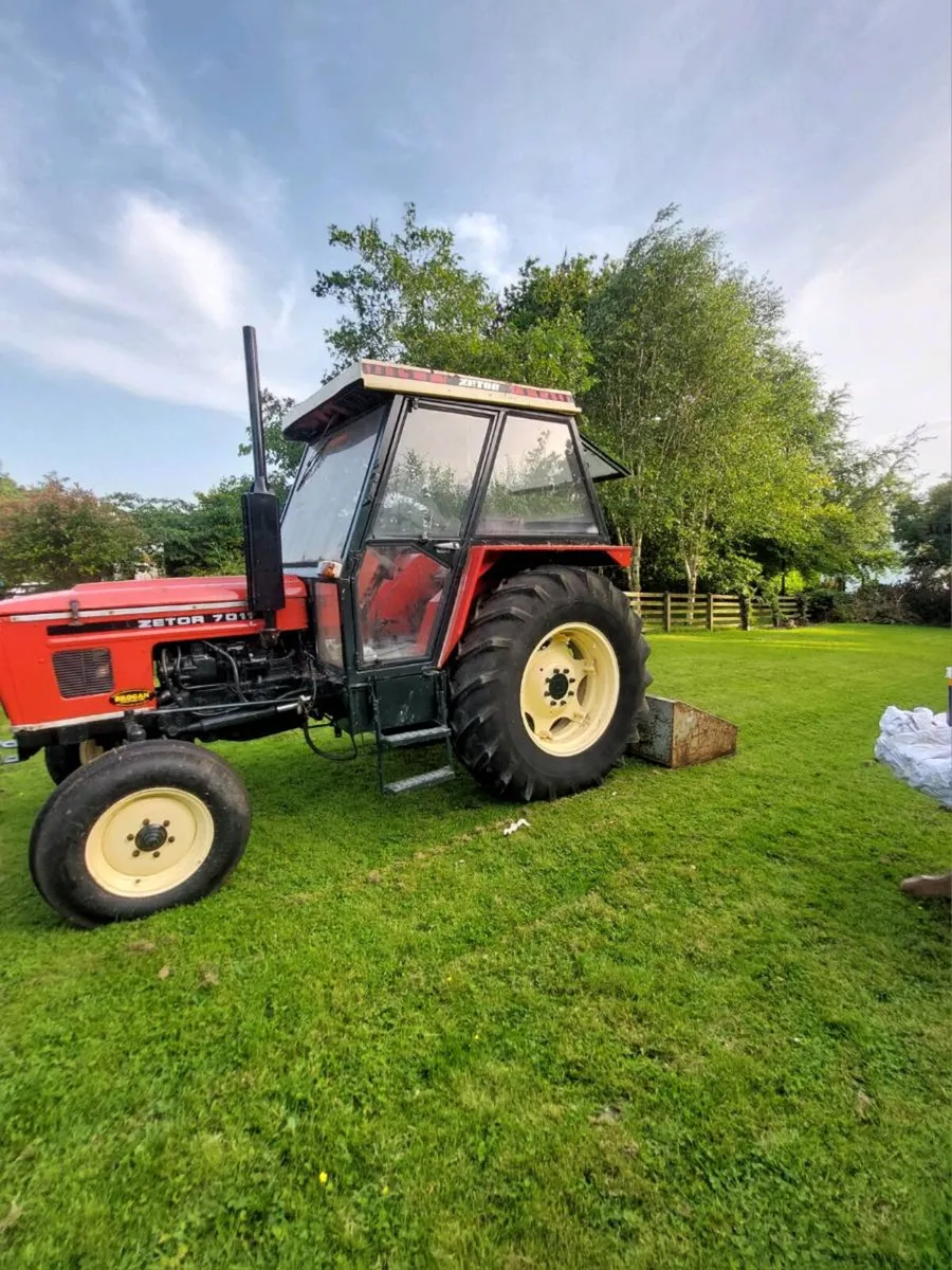 Zetor 7011