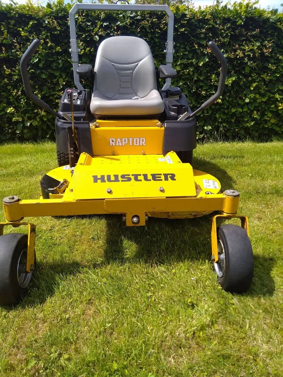 Ride on lawnmower - Image 4