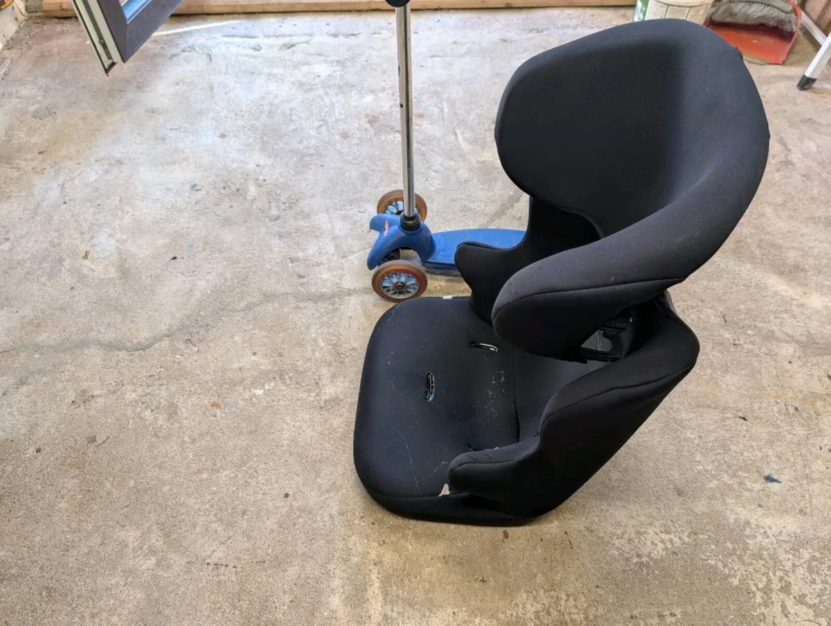 Car seat + scooter - Image 3