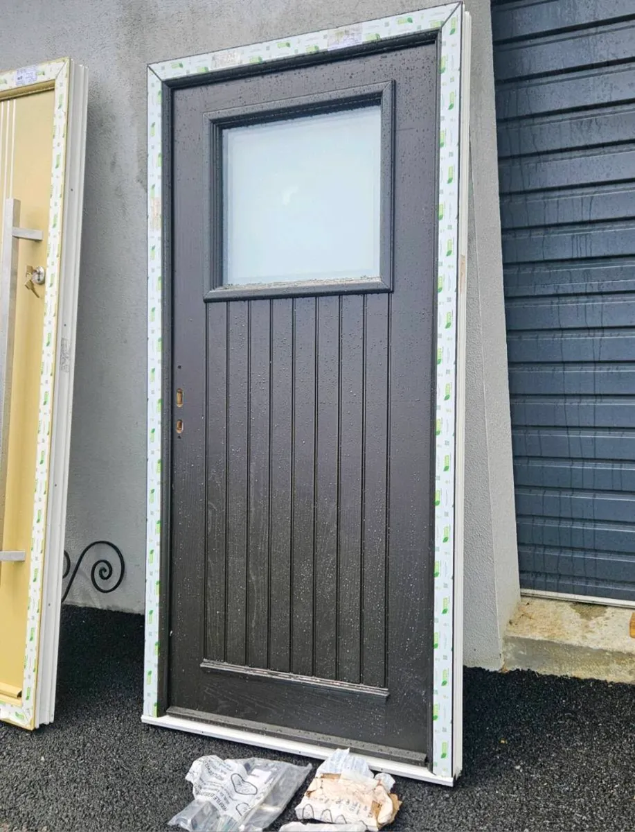 Kildare door from the Palladio Collection / Black - Image 2