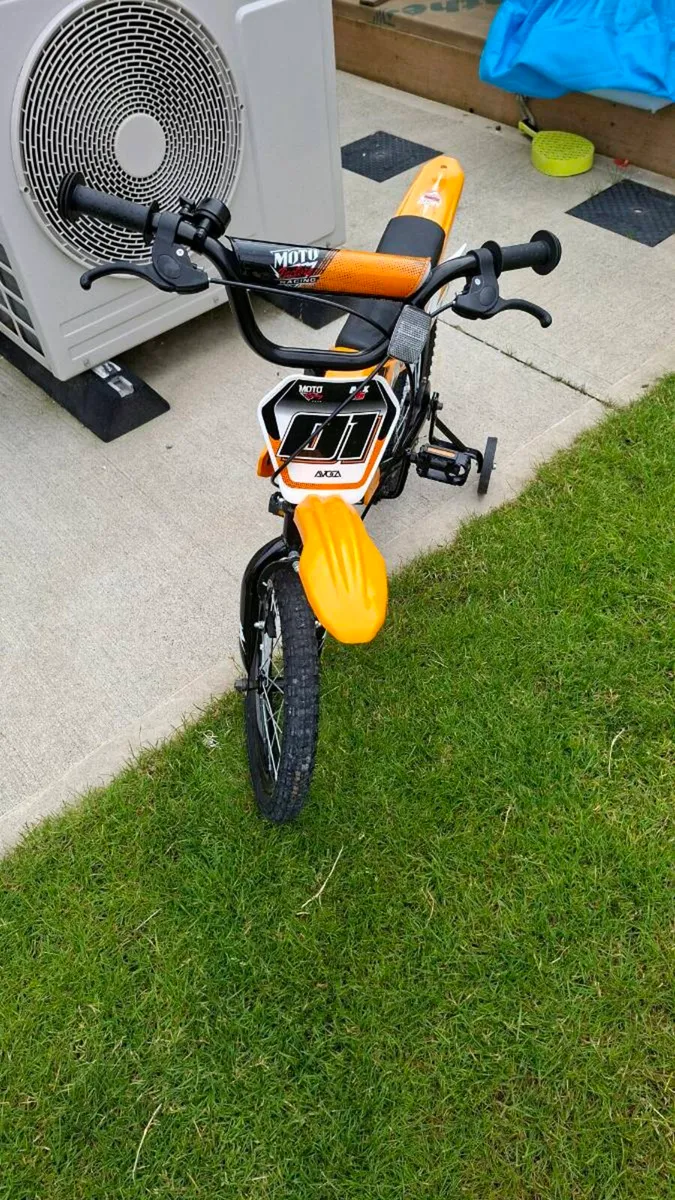 Boys bike - Image 2