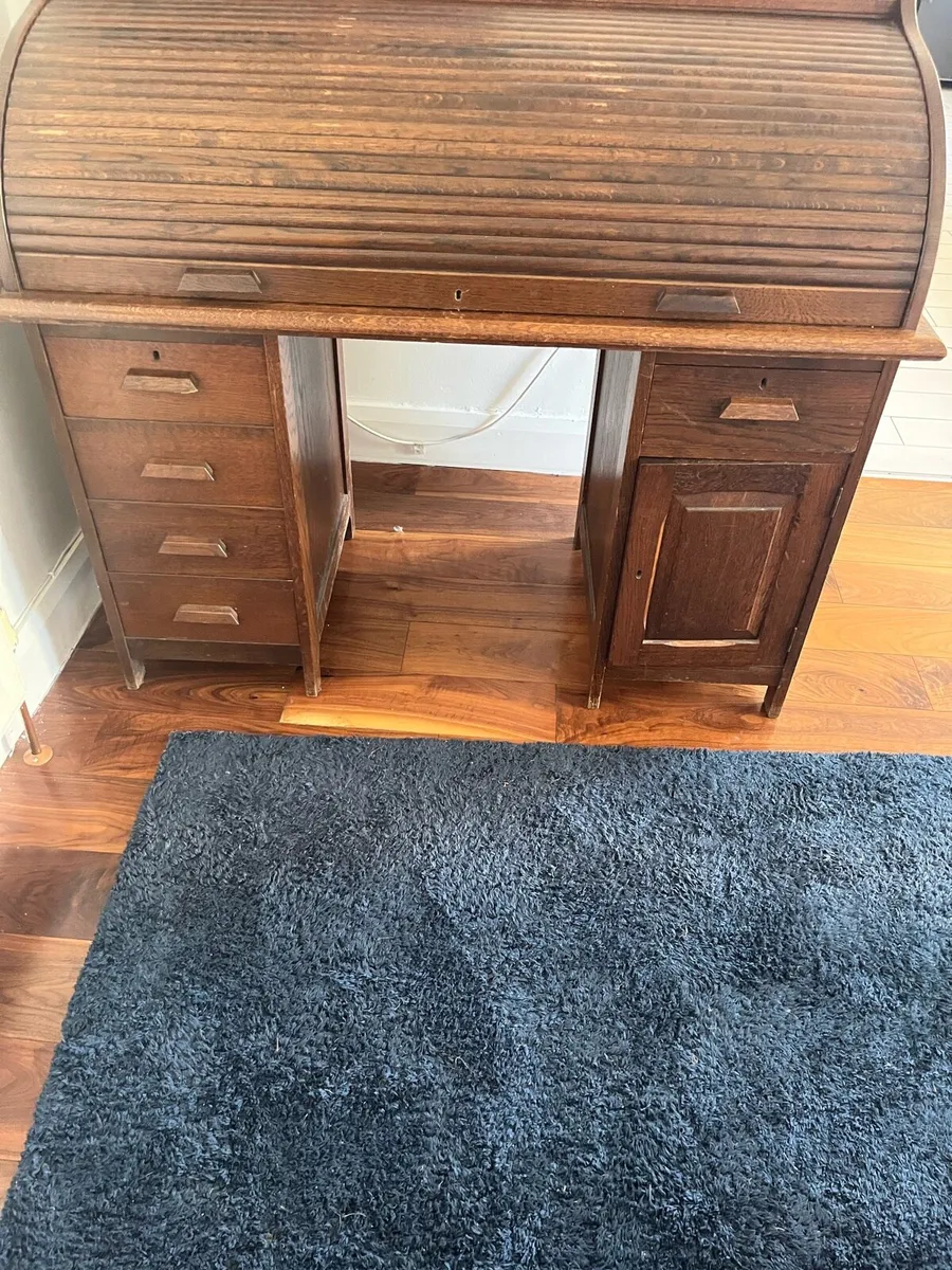 Vintage bureau  desk - Image 1