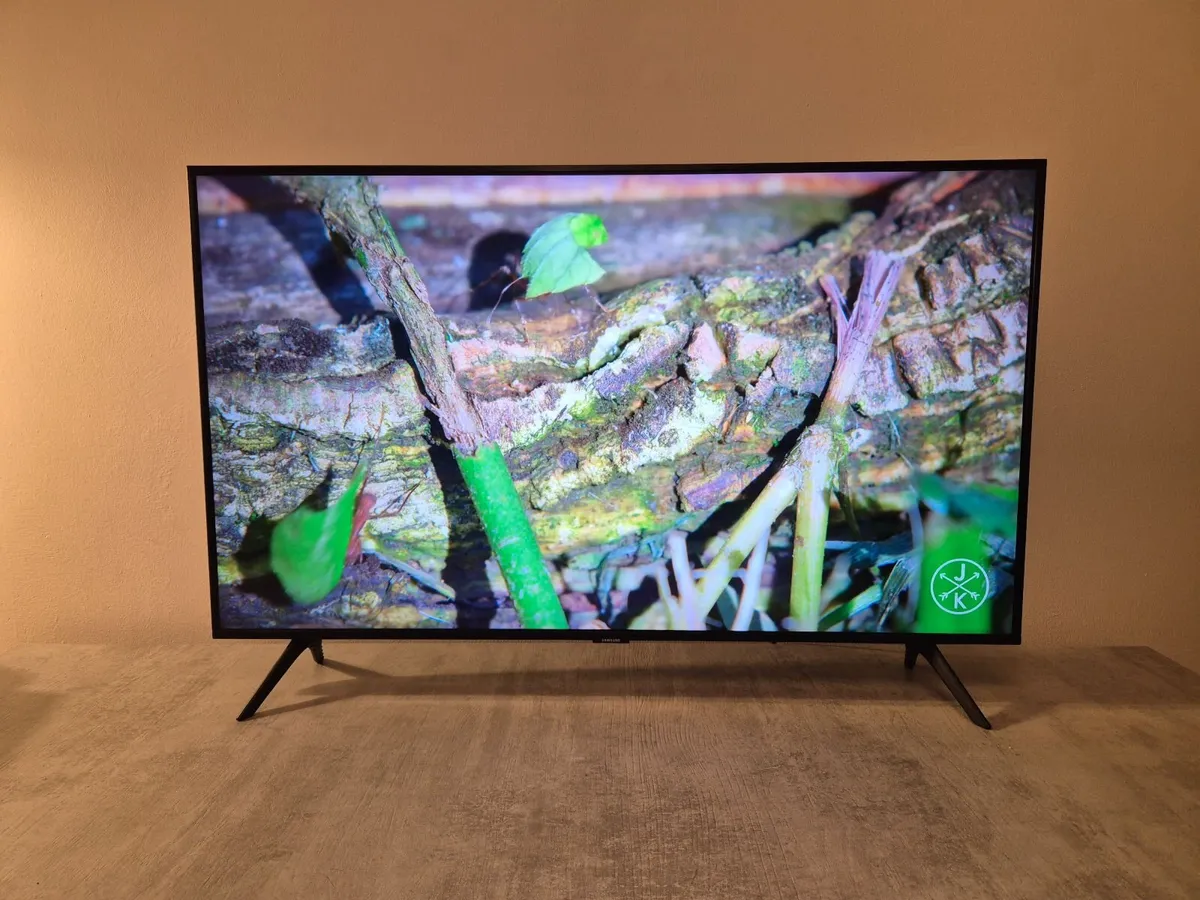 Samsung UE43TU7020KXXU 43" 4K Smart TV - Image 2