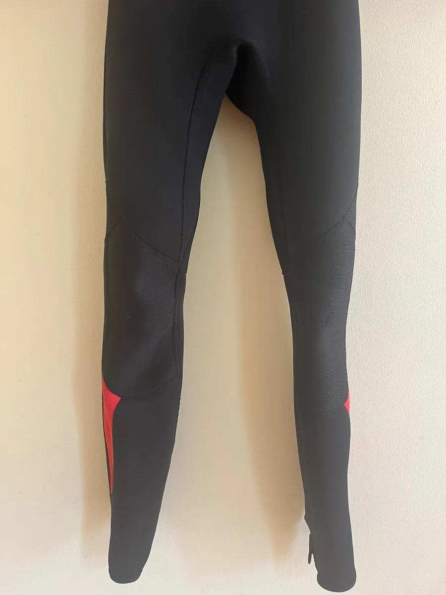 Boys Full Length Wet Suit - Image 3
