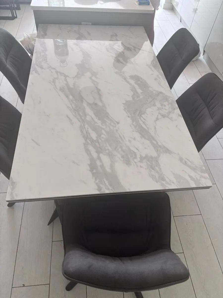 Dining Table and Chairs - Image 4