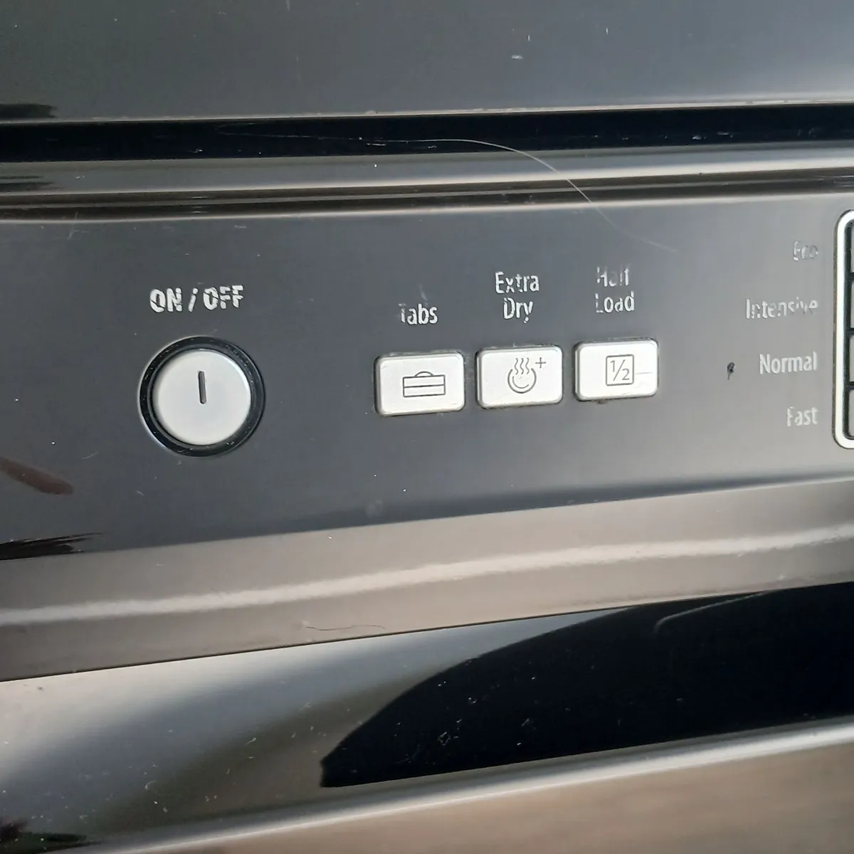 Dishwasher for repair/parts - Image 4