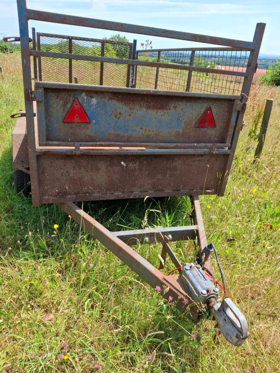 Trailer 8 x 4 - Image 1