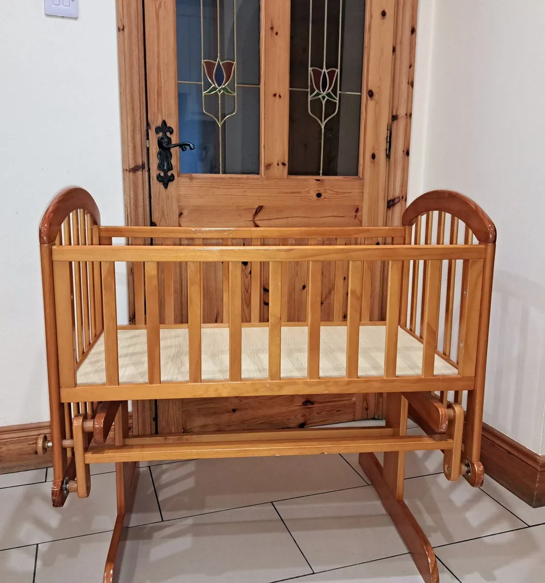 Rocking crib/cradle - Image 3