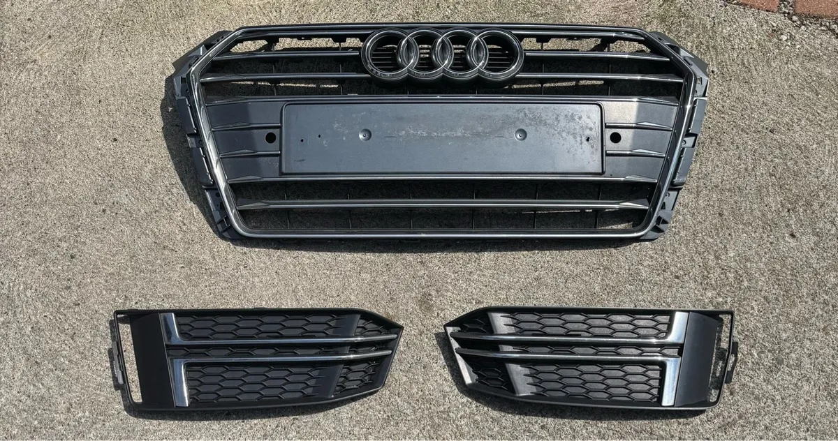 Audi A4 S-Line grill - Image 1
