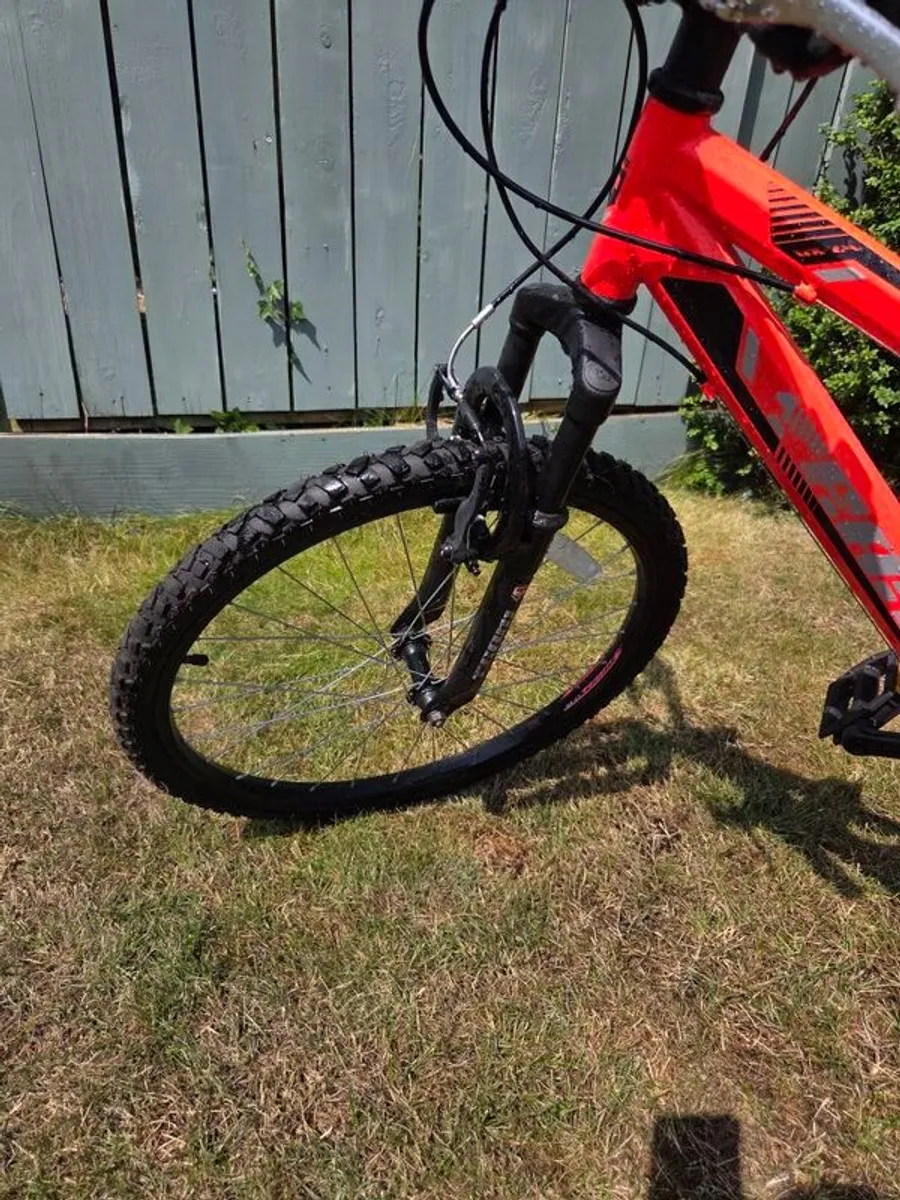 girls bike - Image 1