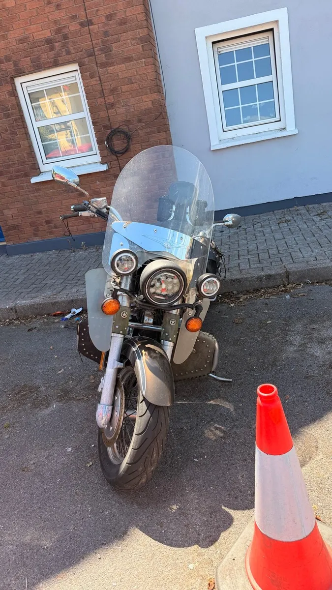 Yamaha XV1600 Road Star - Image 2
