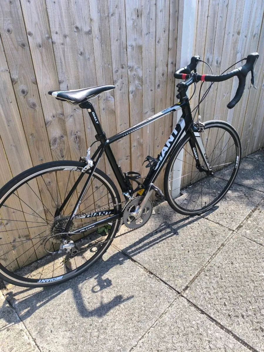 Giant Defy 2. M size - Image 2