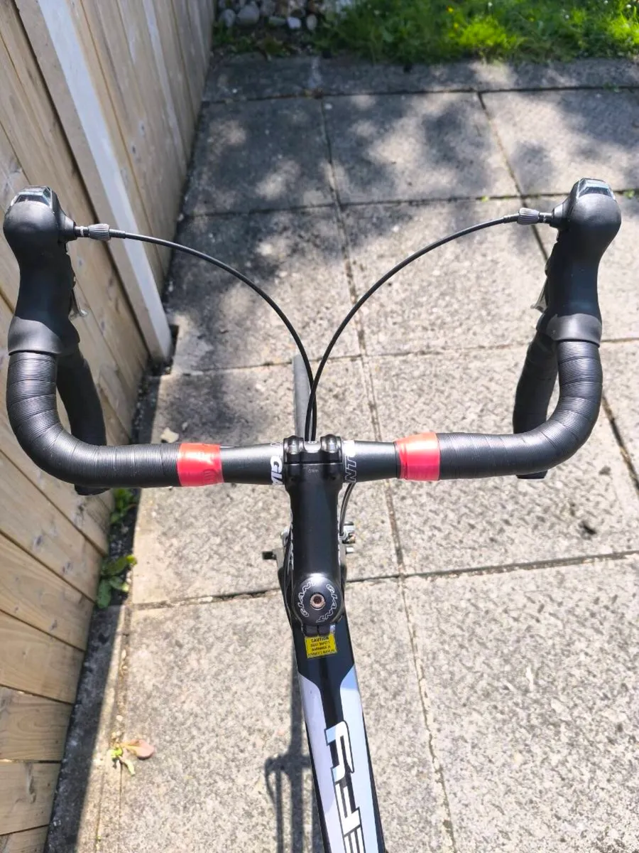 Giant Defy 2. M size - Image 4