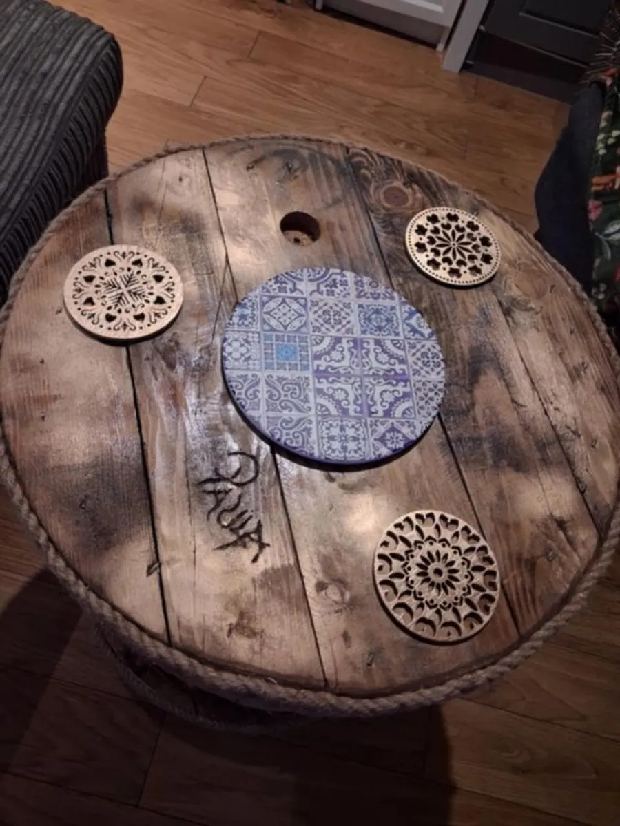 Handmade coffee table - Image 4