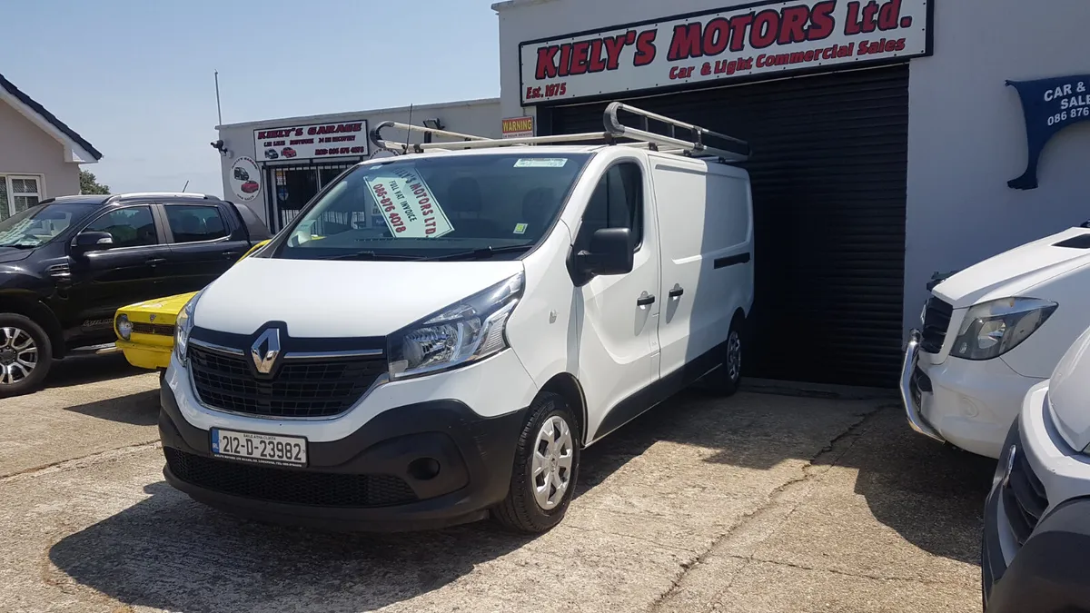 Renault Trafic 212D LWB 135KM AS NEW VAT INVOICE - Image 3