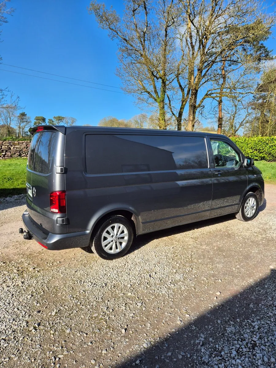 T6 Volkswagen Transporter 2020 T30 - Image 4