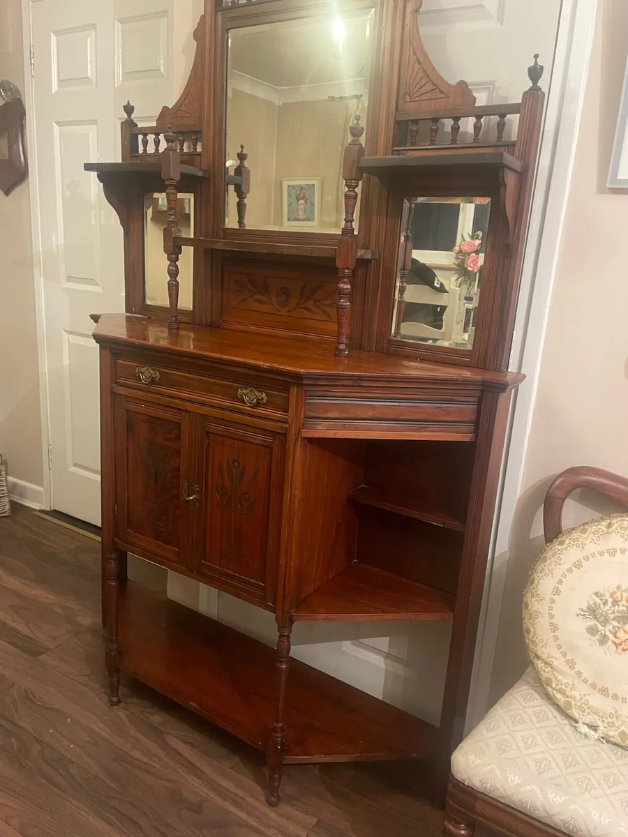 Antique mirrored corner cabinet/washstand - Image 4