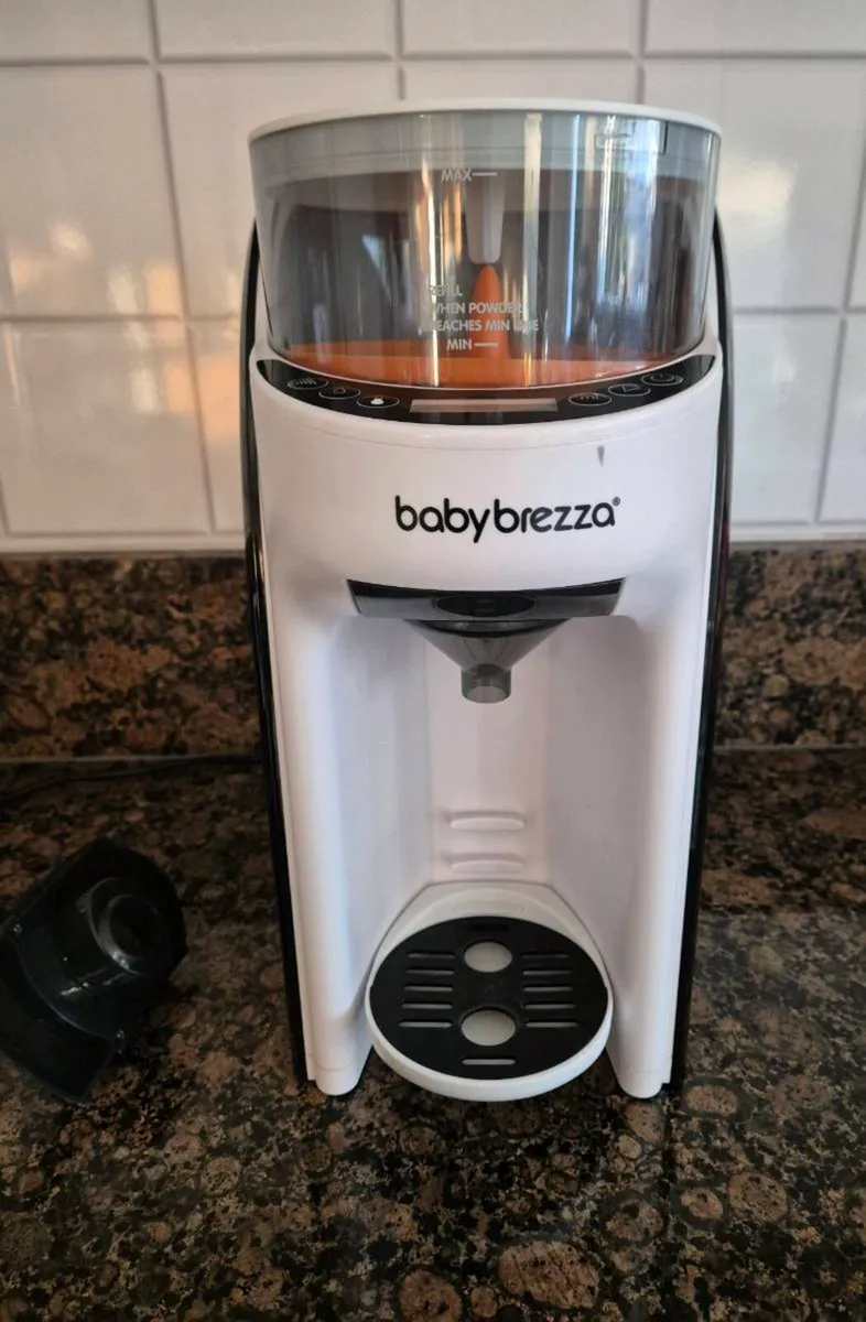 Baby brezza bottle making machine - Image 1
