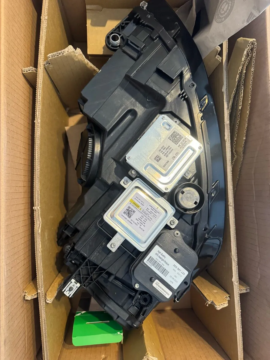 MK7 Golf GTI brand new headlights original OEM - Image 4