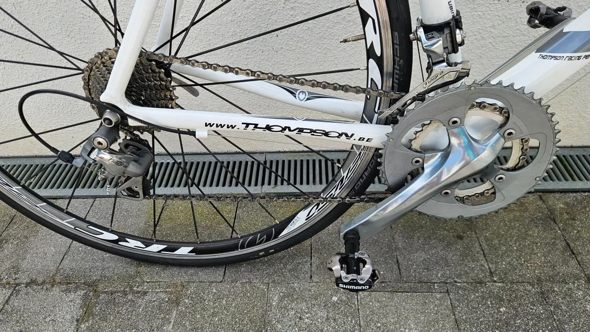 As NEW - Thompson r1200 road bicycle - Image 3