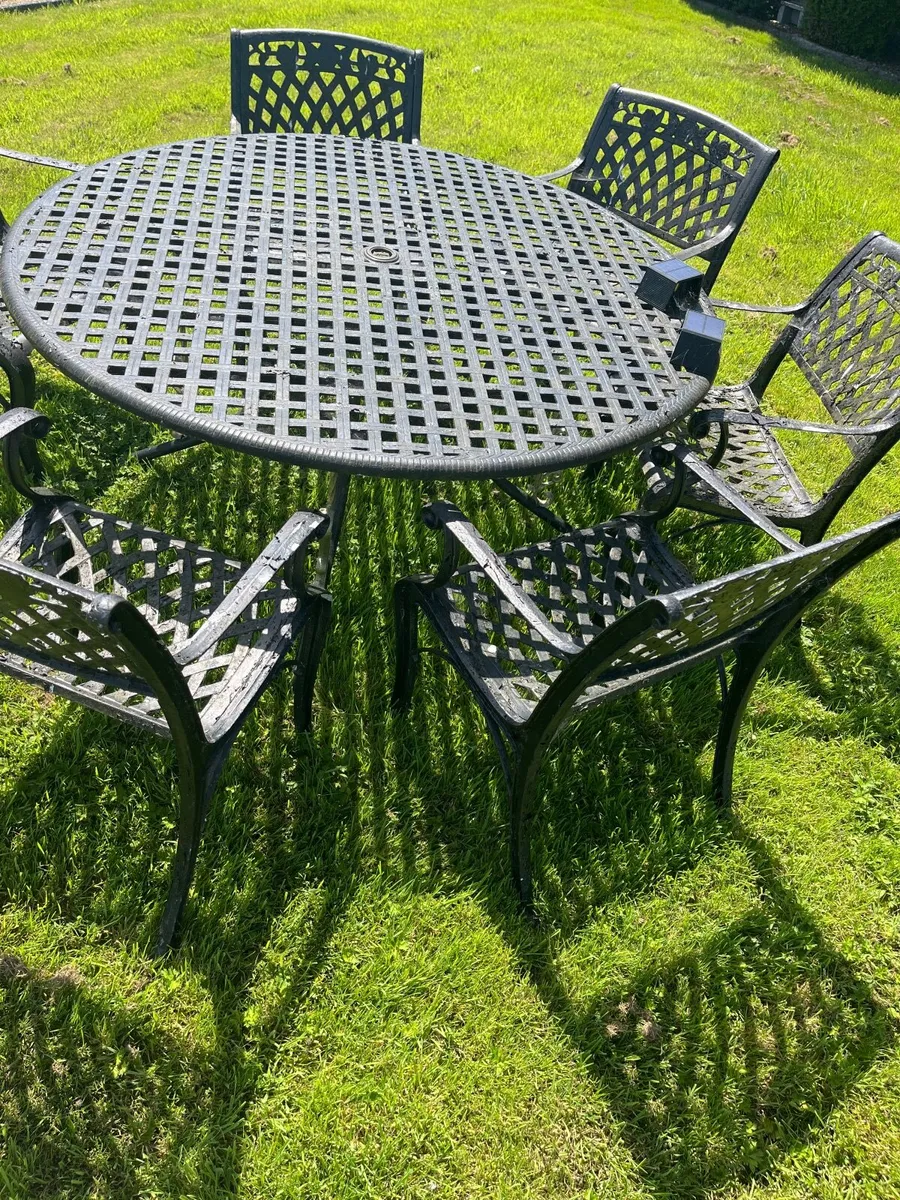 Outdoor Table and Chairs - Image 2