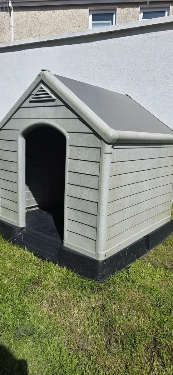 Dog House - Image 3