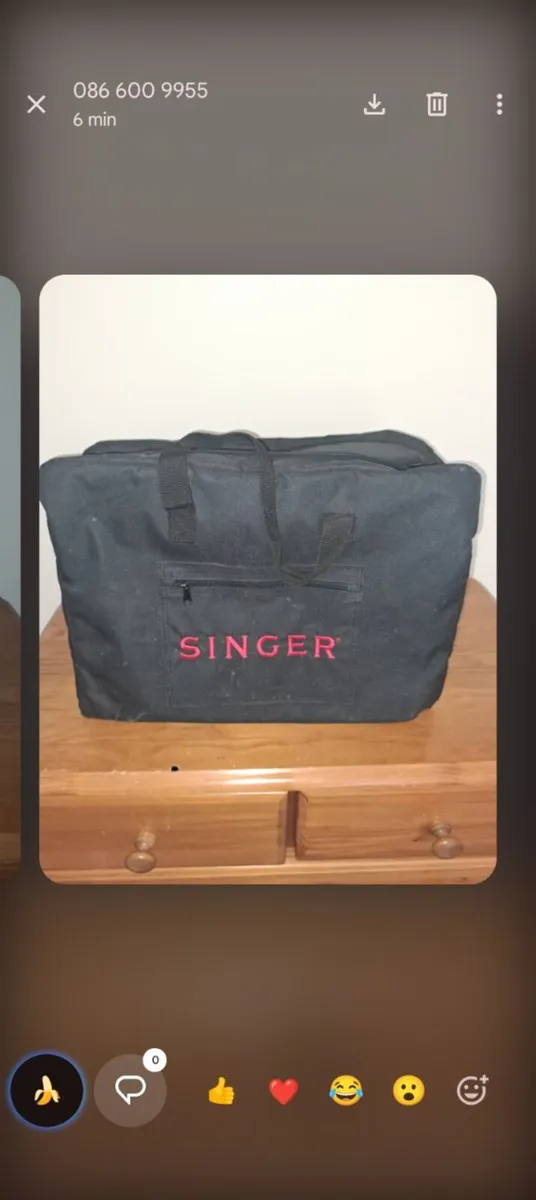 Singer sewing machine - Image 3
